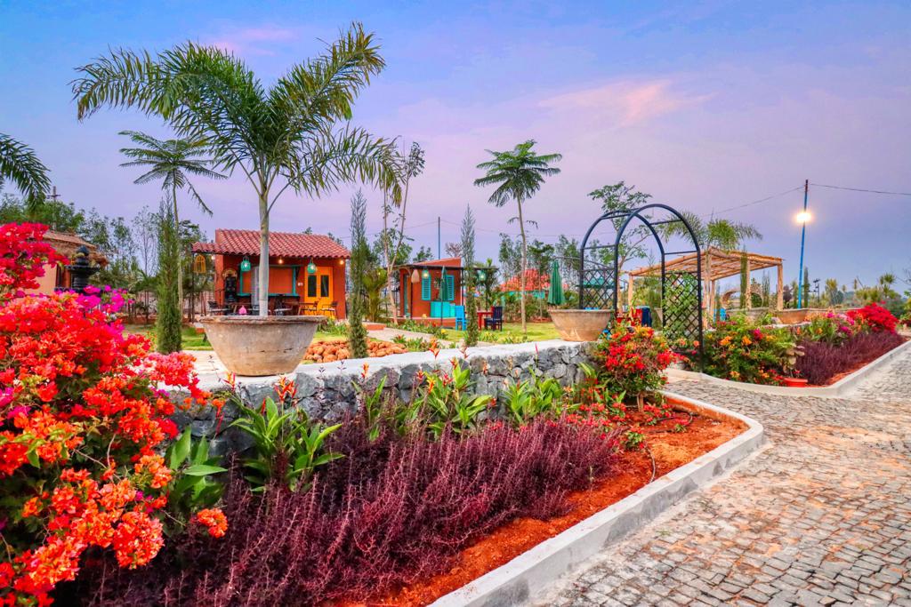 5,673 sq.ft - 18,556 sq.ft - Madinayakanahalli, Mandikallu, Chikkaballapur - C251024 - Image 6