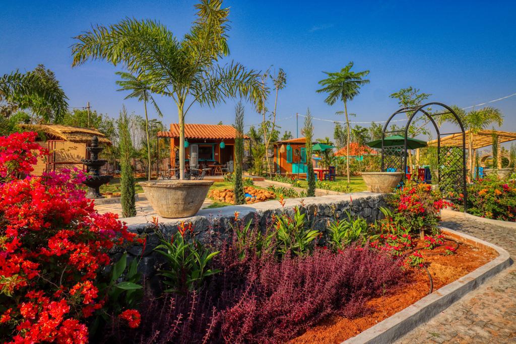 5,673 sq.ft - 18,556 sq.ft - Madinayakanahalli, Mandikallu, Chikkaballapur - C251024 - Image 17